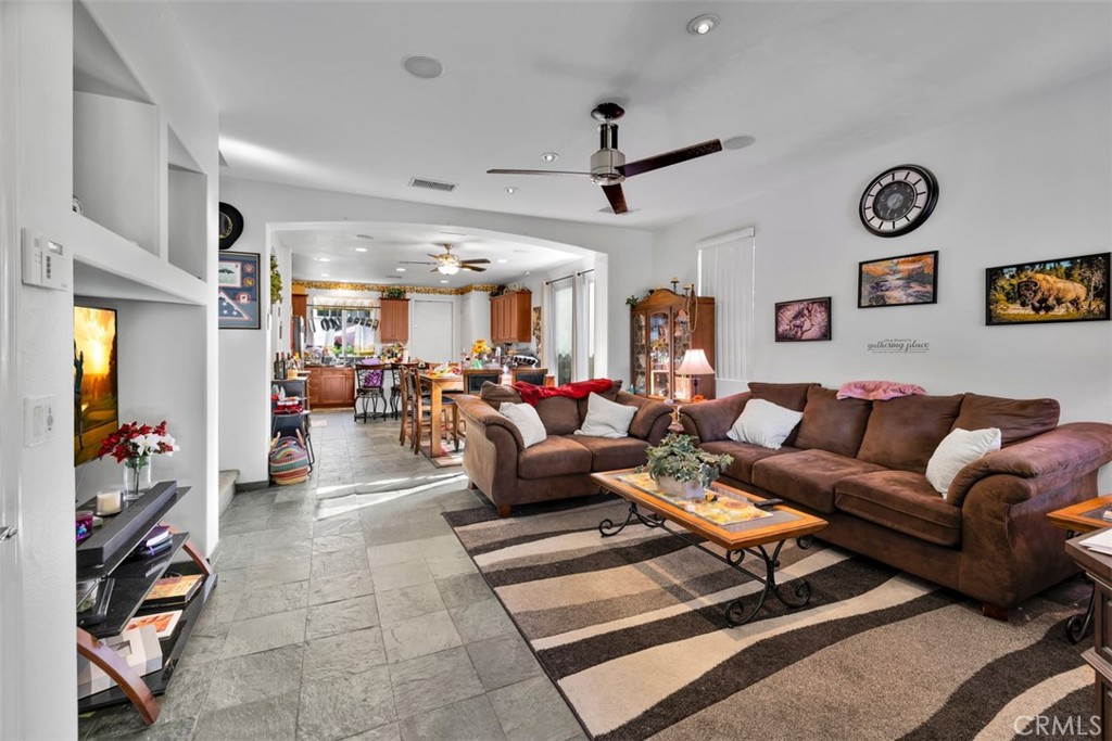 Cimarron Cove (33536) - Residential