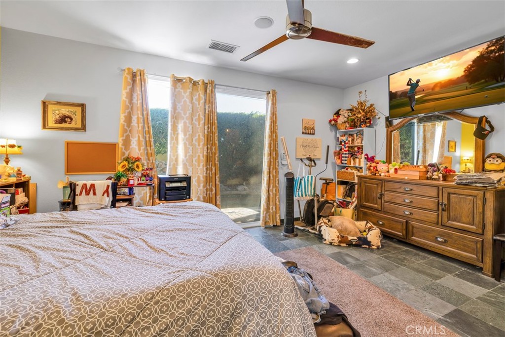 Cimarron Cove (33536) - Residential