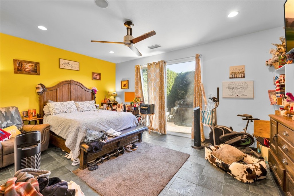 Cimarron Cove (33536) - Residential