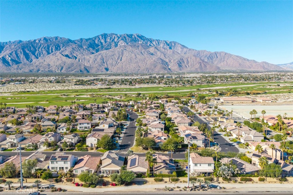 Cimarron Cove (33536) - Residential