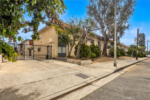 9054 Willis 21 Panorama City CA 91402