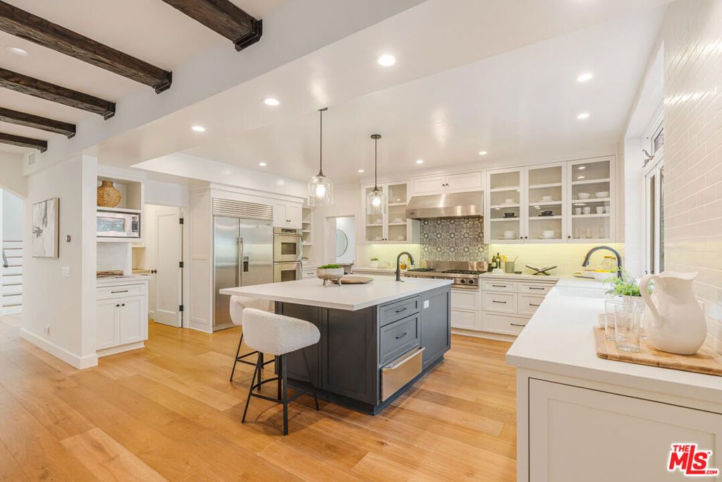 Photo of 16787 Monte Hermoso Drive, Pacific Palisades, CA 90272 (MLS # 25610259)