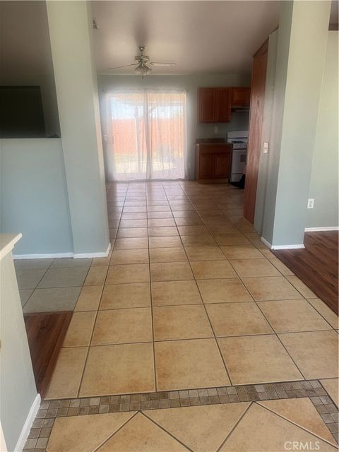 10606 Arlington Adelanto CA 92301