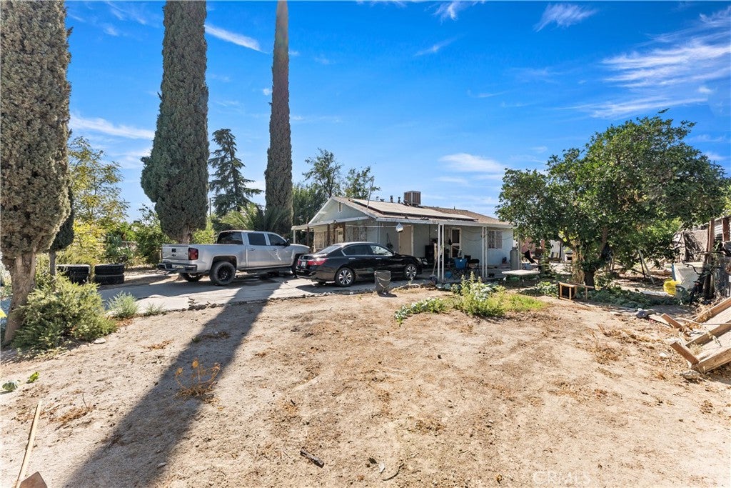 33142 W Hidalgo Avenue