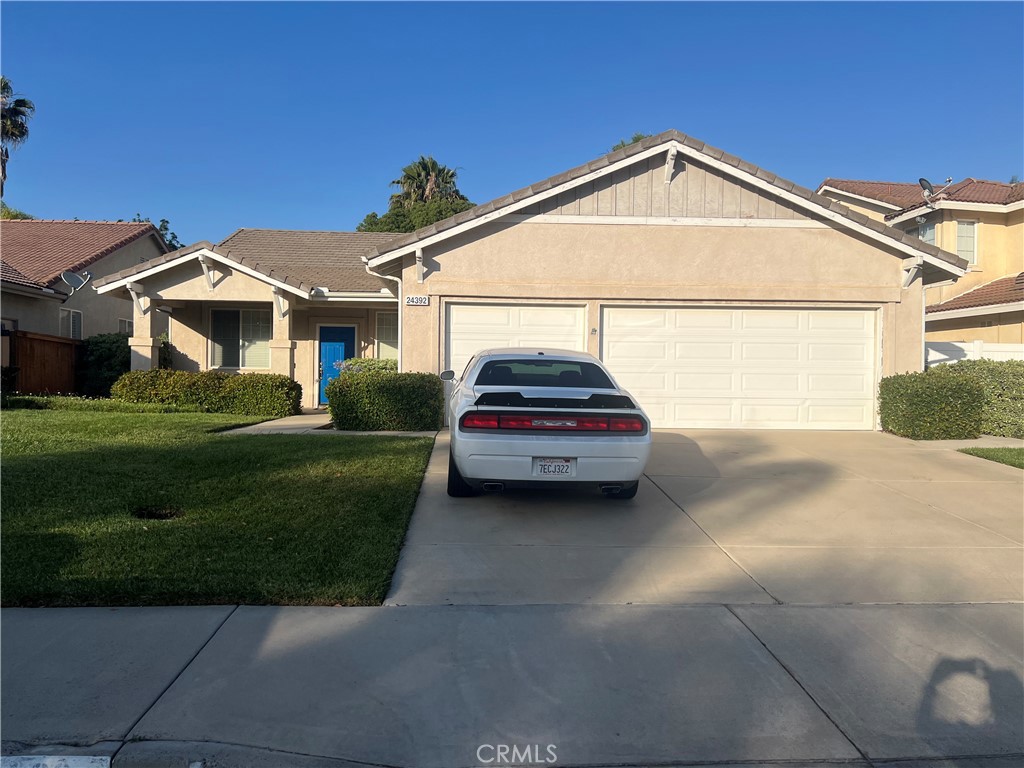 24392 Calle Estancia
