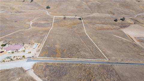 Photo of 3765 Gruenhagen Flt, Paso Robles, CA 93446 (MLS # NS26196196)