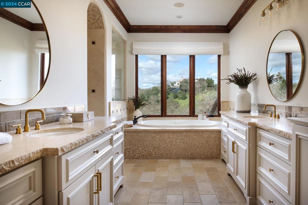 EL PINTADO - Residential