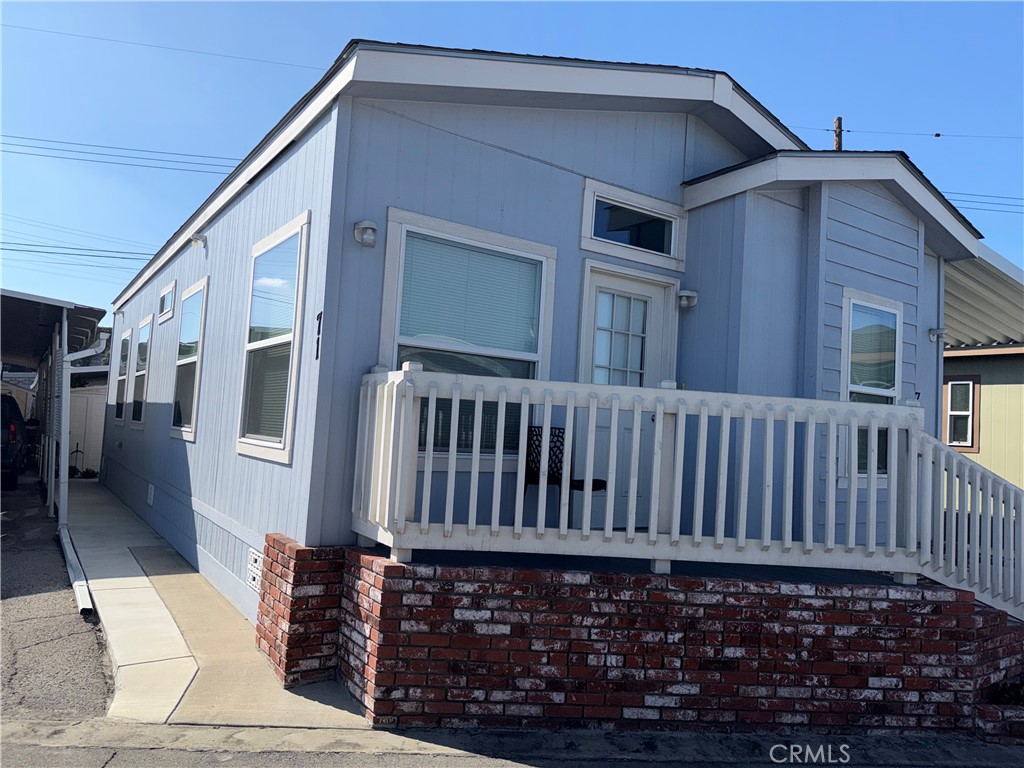 12737 ROSECRANS AVE 71