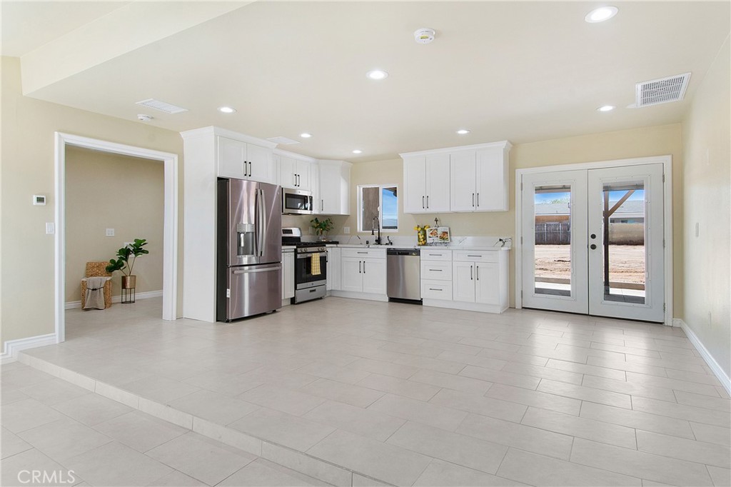 16907 Sultana