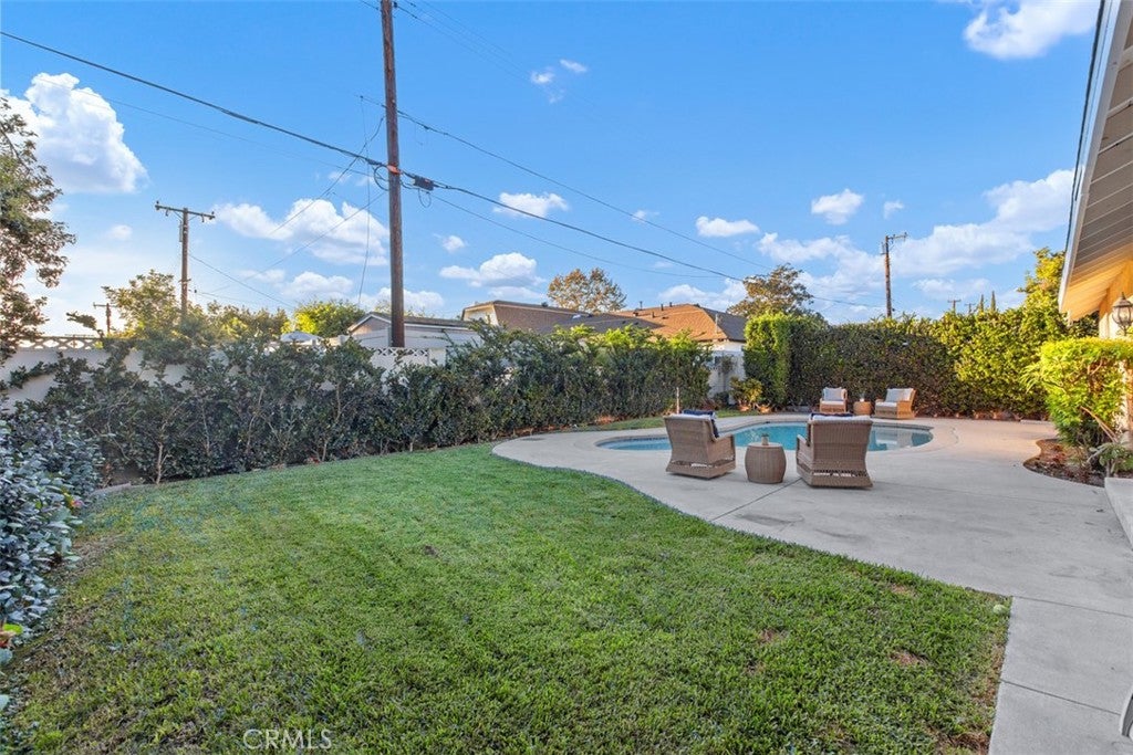 2249 S Della Lane