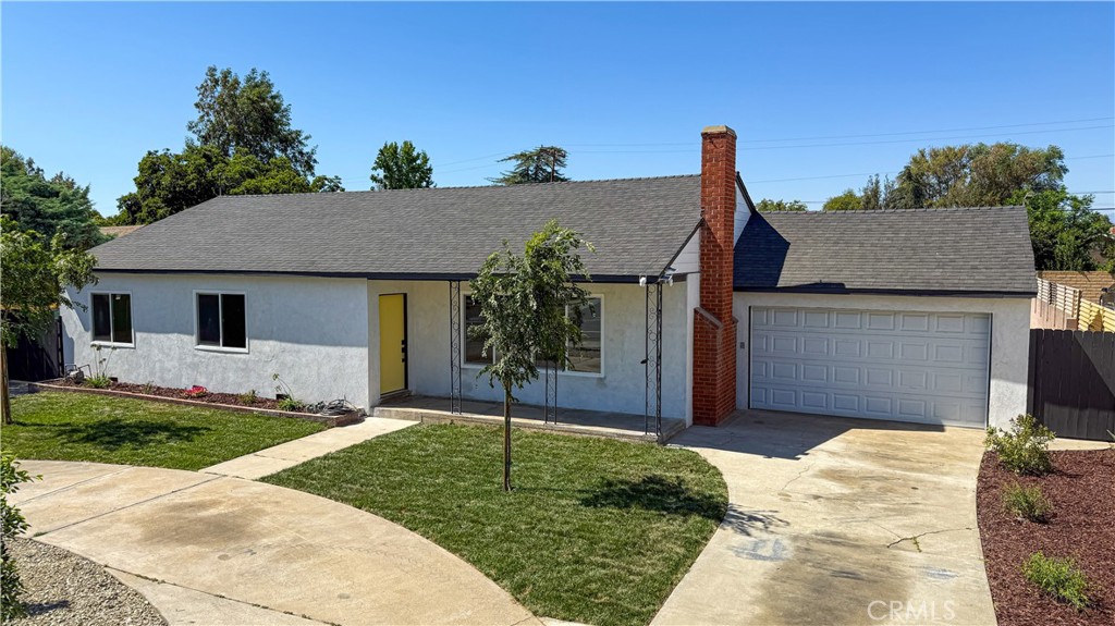 FULLY RENOVATED TURNKEY BEAUTY ON AN EXPANSIVE LOT.!!!!!
Welcome to 4881 Arlington Ave.-a beautifully remodeled 4-bedroom, 2-bath home with a versatile bonus room, perfect for a home office, playroom, or guest space. Step inside and be greeted by an open and inviting floor plan featuring luxury vinyl plank (LVP) flooring and abundant natural light through new dual-pane windows.
The heart of the home is the stunning kitchen showcasing modern European-style cabinetry, sleek quartz countertops, and ample storage-a perfect blend of style and functionality. Both bathrooms have been tastefully updated with designer finishes and quartz counters, creating a spa-like retreat.
Situated on a large lot with brand-new landscaping, there's plenty of outdoor space for entertaining, gardening, or future ADU potential. Additional upgrades include a new roof, water heater, and refreshed HVAC system for peace of mind.
Conveniently located near schools, shopping, dining, and easy freeway access, this move-in ready home checks all the boxes for modern living.
DISCLAIMER: Listing Agent/Listing Broker has NOT independently verified the information stated in this MLS listing and has relied on either public sources or owner's information and therefore is NOT guaranteed. Buyer and buyer's agent are advised to do their own due diligence before writing an offer to purchase.
Bonus room square footage NOT included in total square footage.
FHA/VA/CONVENTIONAL READY!
Principle is a licensed Realtor
