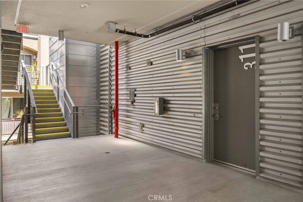 Photo of 4080 Glencoe Ave #311, Marina Del Rey, CA 90292 (MLS # OC26078383)