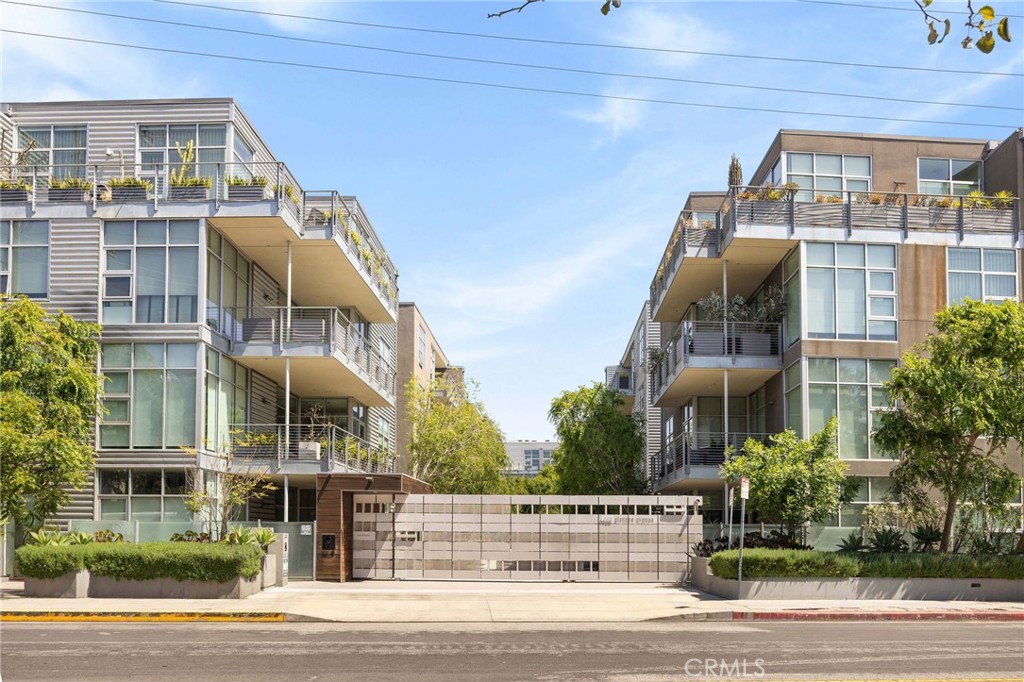 4080 Glencoe 311