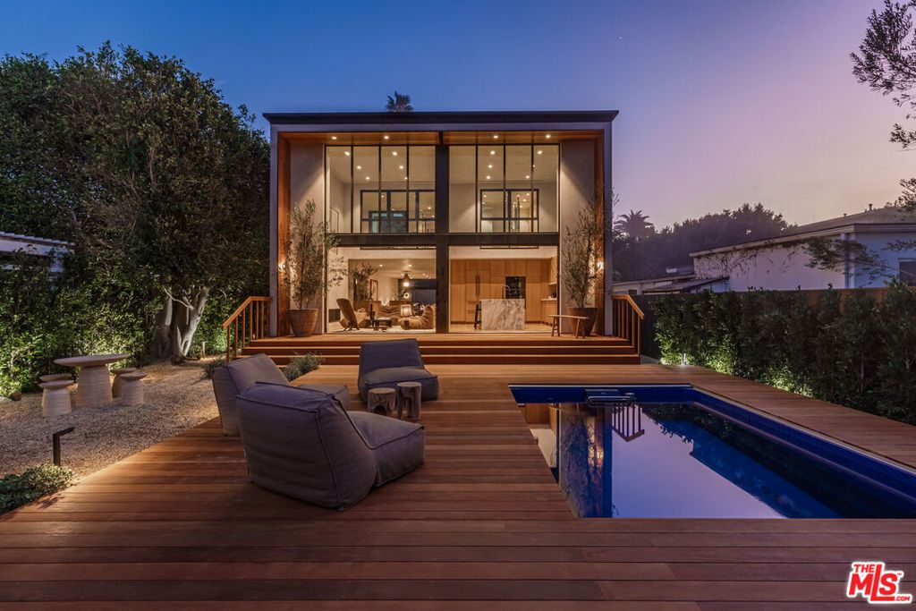 Photo of 23505 Malibu Colony Road, Malibu, CA 90265 (MLS # 26652579)