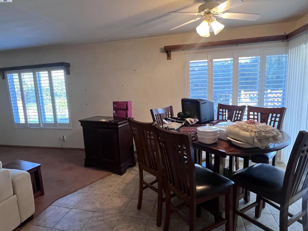 SUNSET WEST - Residential