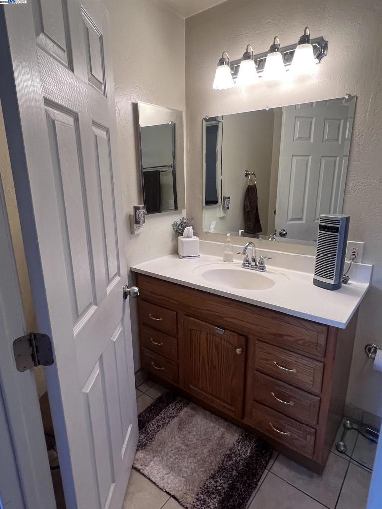 SUNSET WEST - Residential