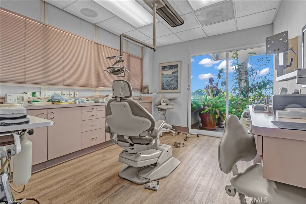 Move-In Ready Dental Suite Available In One Of Whittier’s Most Desirable Medical Buildings. This Turnkey Space Comes Fully Equipped (Key Money) For Immediate Operation And Features Multiple Exam Rooms, A Lab, Spacious Reception Area, Private Doctor’s Office With Shower, And Ample Storage. The Property Offers Abundant Free Parking, Making It Convenient For Both Patients And Staff.