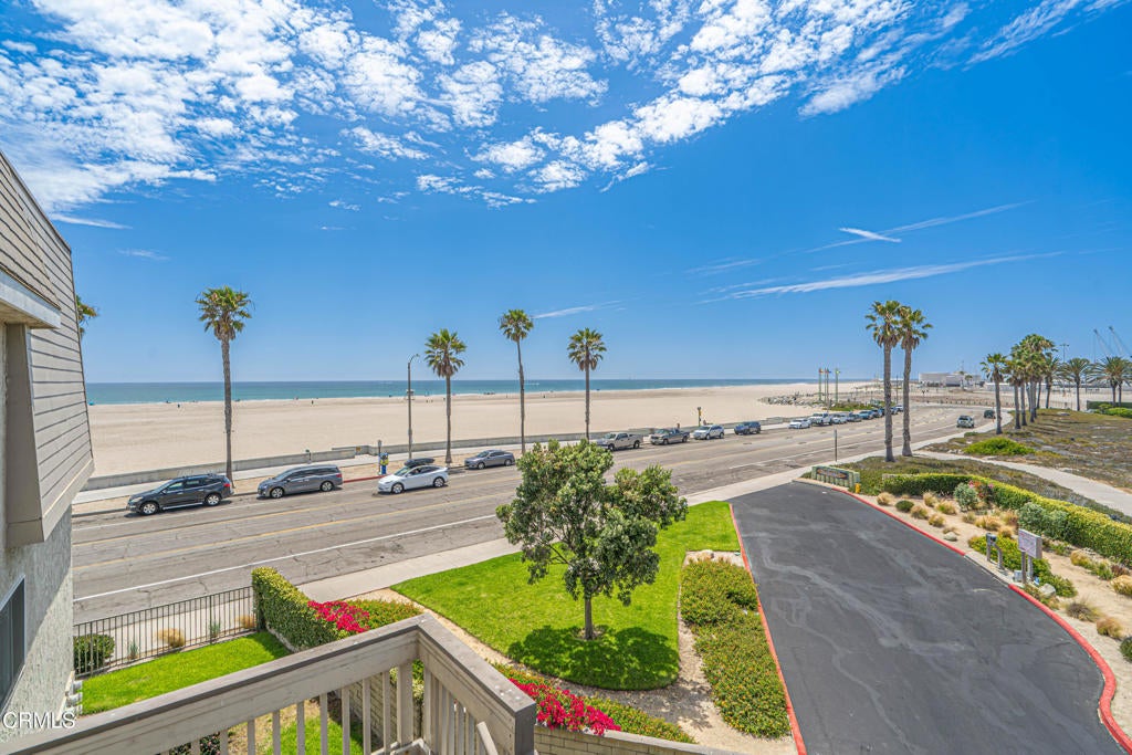 201 E Surfside Drive