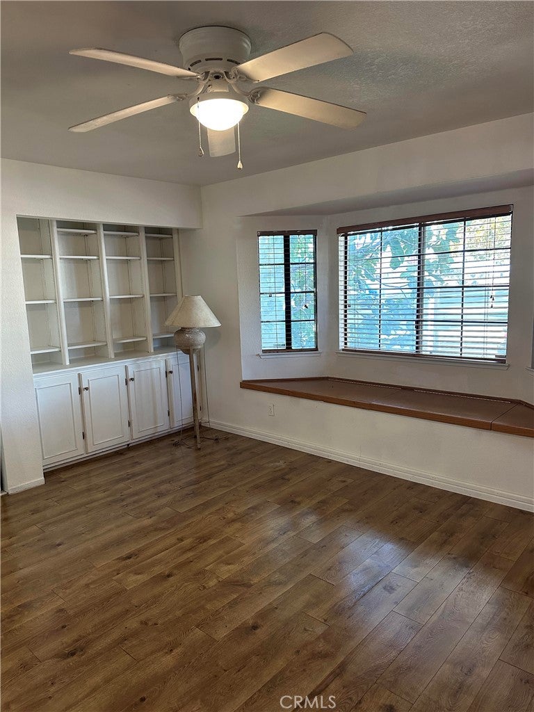 2608 E Avenue R13
