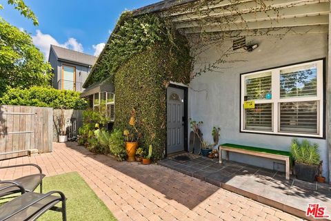 Photo of 3240 Mcmanus Avenue, Los Angeles, CA 90034 (MLS # 26671753)
