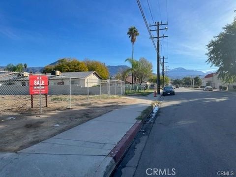 Photo of 1550 Pumalo, San Bernardino, CA 92404 (MLS # PW26071215)