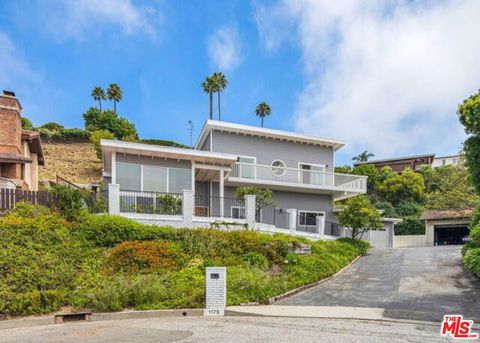 Photo of 1175 Las Pulgas Place, Pacific Palisades, CA 90272 (MLS # 26637693)