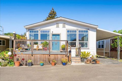 Photo of 1190 7th Avenue, Santa Cruz, CA 95062 (MLS # ML82042073)