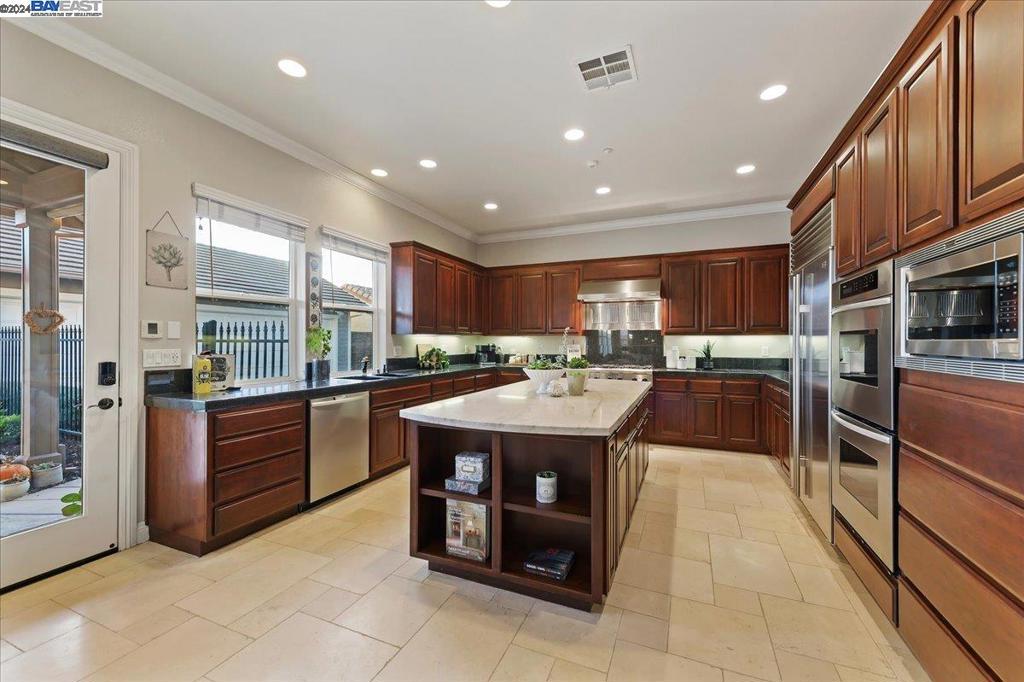 VINSANTO - Residential