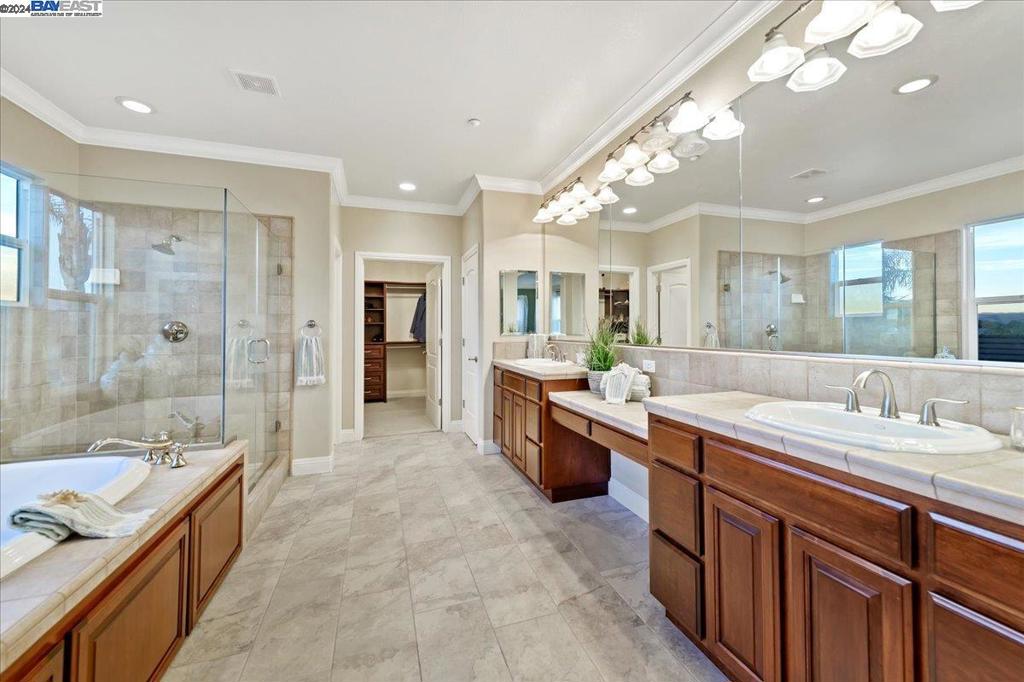 VINSANTO - Residential