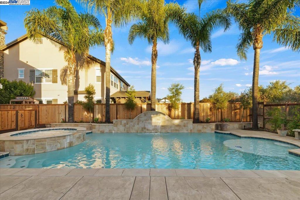 VINSANTO - Residential