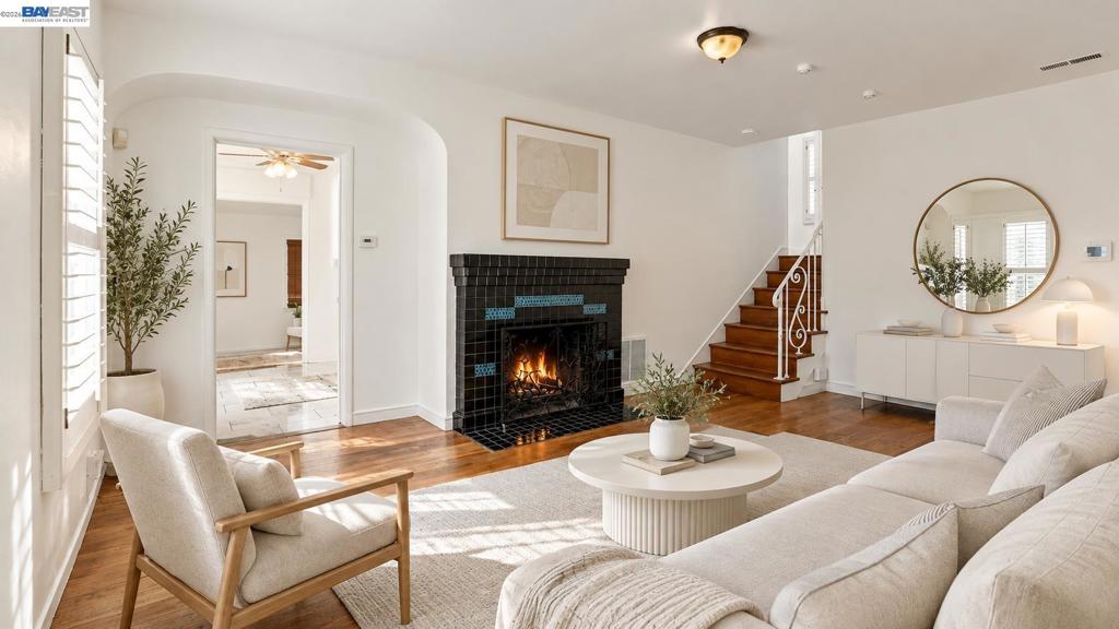 2773 25th Ave.