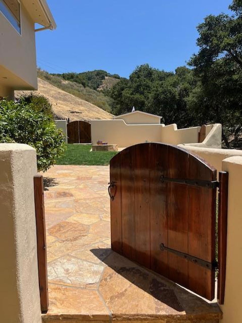 Photo of 442 Corral De Tierra Road, Salinas, CA 93908 (MLS # ML82031356)