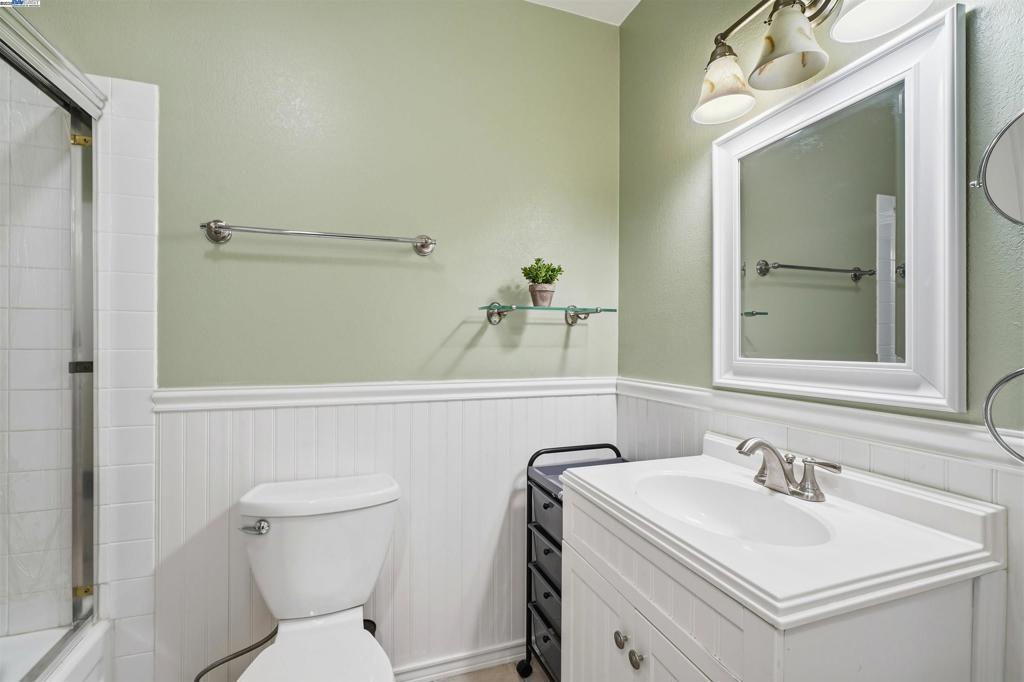 VINTNER - Residential