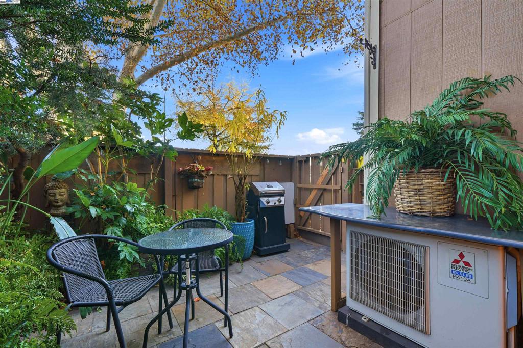 VINTNER - Residential