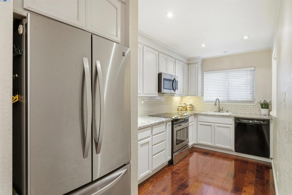 VINTNER - Residential