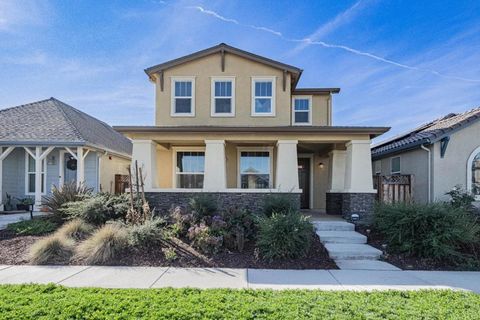 Photo of 773 Brandywine Lane, King City, CA 93930 (MLS # ML82028885)