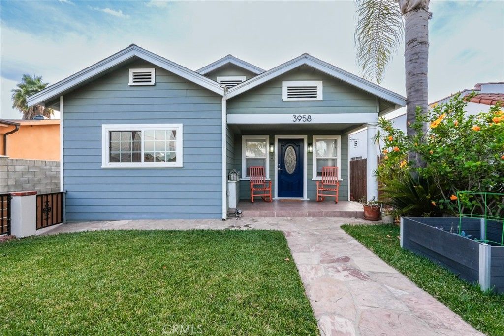Photo of 3958 Seneca Avenue, Los Angeles, CA 90039 (MLS # PF25259776)