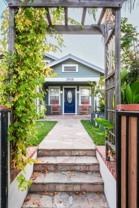 Photo of 3958 Seneca Avenue, Los Angeles, CA 90039 (MLS # PF25259776)