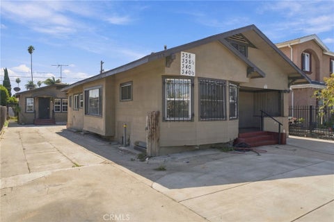 Photo of 338 W 74th ST, Los Angeles, CA 90003 (MLS # SR26208632)