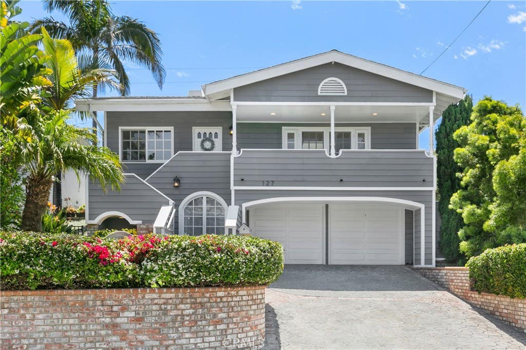 Photo of 127 West Avenida De Los Lobos Marinos, San Clemente, CA 92672 (MLS # OC26187297)