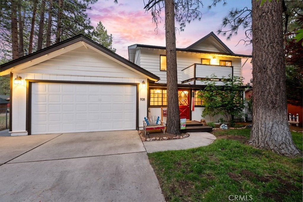 Welcome to your perfect mountain getaway! This beautifully maintained 4-bedroom, 2-bathroom home blends warmth, style, and functionality in all the right ways. Step inside through the welcoming mudroom and feel instantly at home. The main living areas are light, bright, and inviting, with a recently painted exterior that adds fresh curb appeal. Whether you’re hosting guests or simply enjoying a quiet evening, this home delivers—thanks to a versatile theatre/game room that’s ready for movie nights, game days, or a little of both. Out back, you’ll find a flat and private yard—ideal for BBQs, pets, and peaceful times under the pines. And when it’s time to unwind, the master bedroom opens to a private deck, the perfect spot for sipping coffee and soaking in the crisp mountain air. A 2-car attached garage, thoughtful layout, and generous storage make this home an excellent choice for full-time living or a weekend retreat. With so much to offer in such a serene setting, this one won't be available for long.