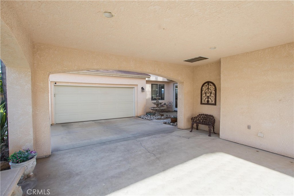 4797 N Pinebury
