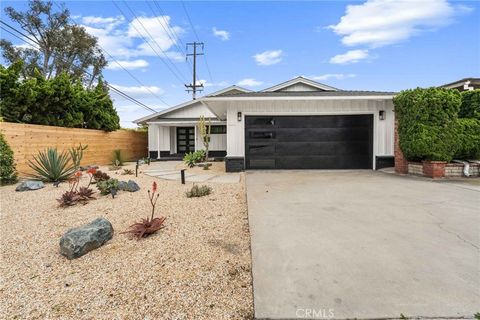 2416 Palm Avenue Manhattan Beach CA 90266