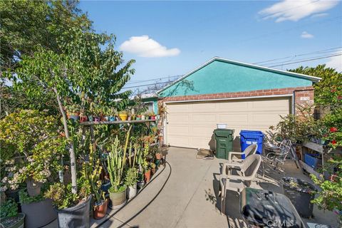 Photo of 2437 Bloomdale St, Duarte, CA 91010 (MLS # HD26004071)