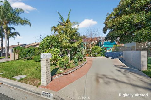 Photo of 2437 Bloomdale St, Duarte, CA 91010 (MLS # HD26004071)