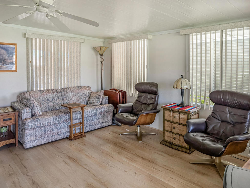 Not Applicable-1 - Manufactured In Park