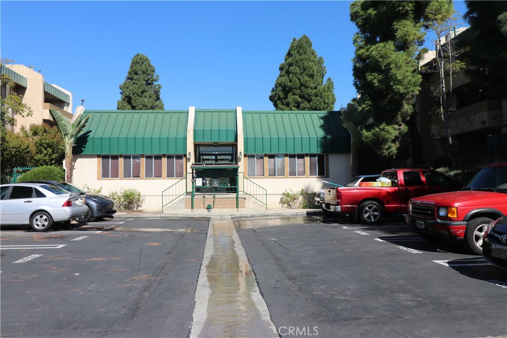 12121 Centralia Street 111