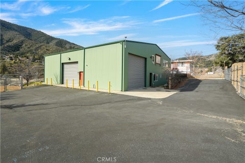 Photo of 3212 Mt Pinos Way, Frazier Park, CA 93225 (MLS # SR26196324)
