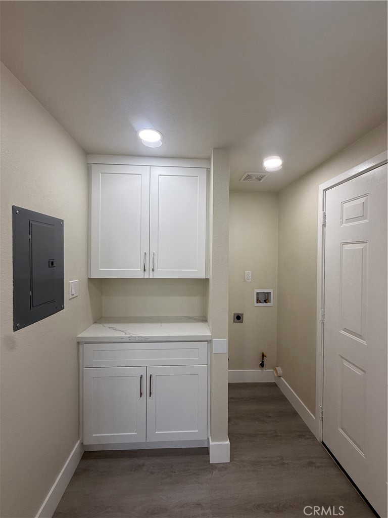 7700 LAMPSON Avenue 52