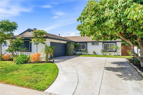 Photo of 6051 Kimberly Drive Dr, Huntington Beach, CA 92647 (MLS # OC26090940)